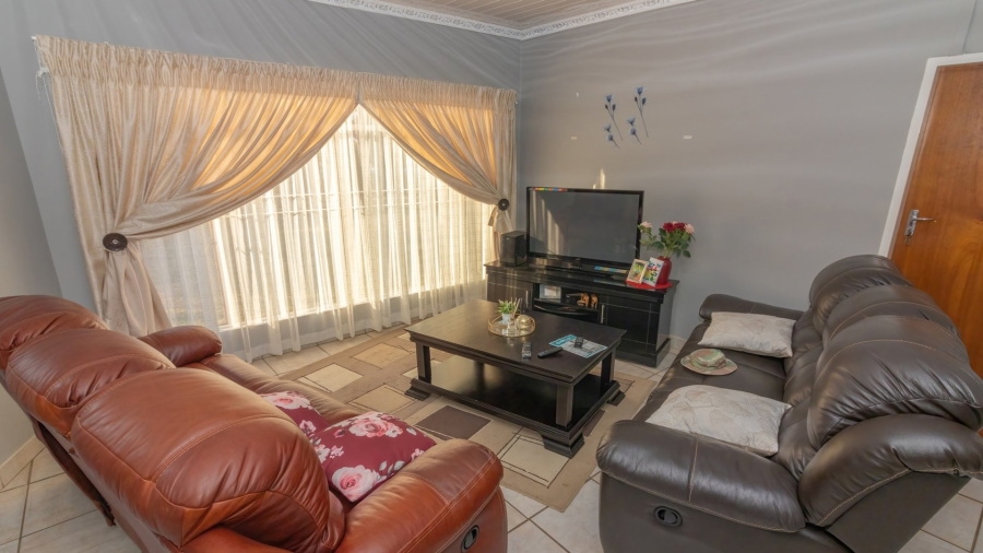 3 Bedroom Property for Sale in West Park Free State